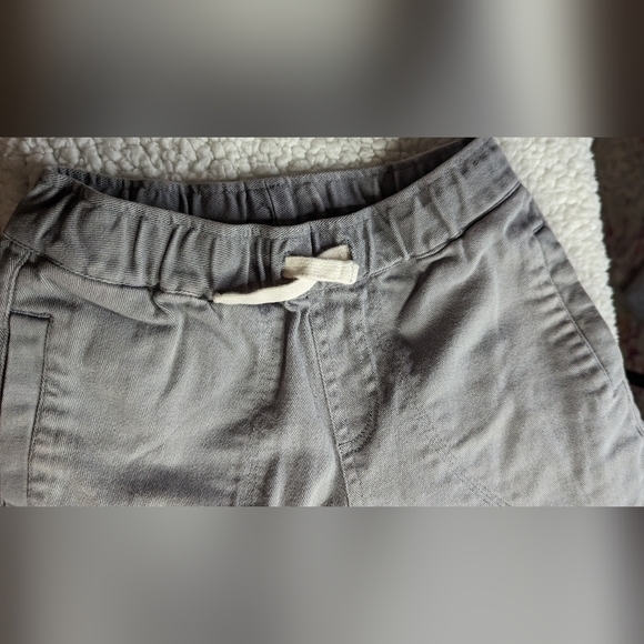 GUC Big boy size 6/7 Art Class pull on drawstring waist light grey/blue shorts - Picture 4 of 6